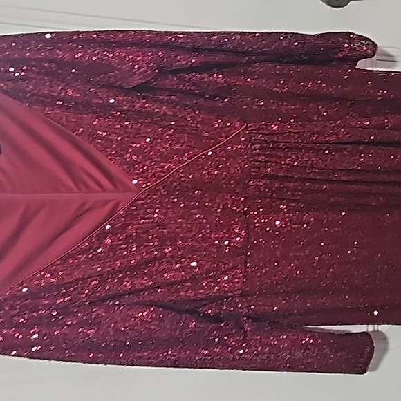 Wore once for a wedding - Picture 2 of 8